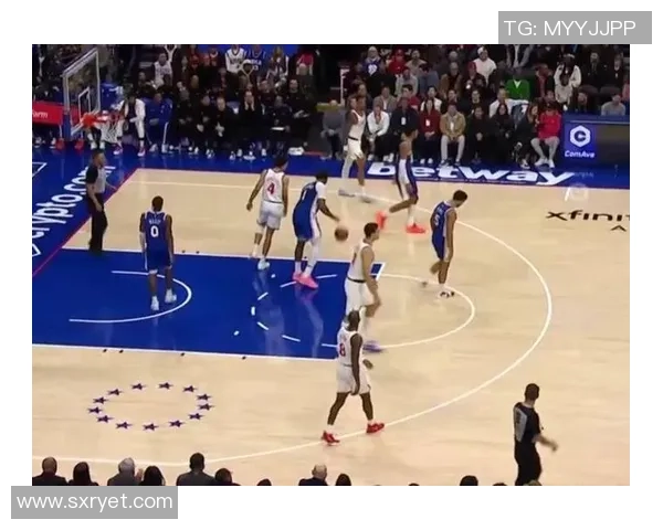 勇士与快船激战四月十四日NBA季后赛精彩录像回顾与分析